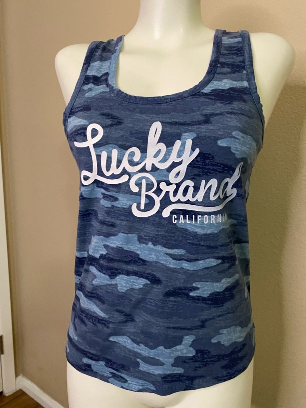 Lucky Brand Blue Camo Logo front surf summer Tank top S 🏄🏻‍♀️